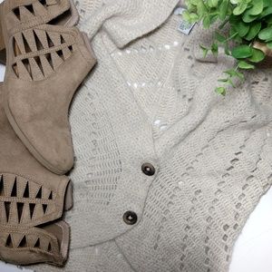 2/$10 SALE! CAbi crochet knit vest